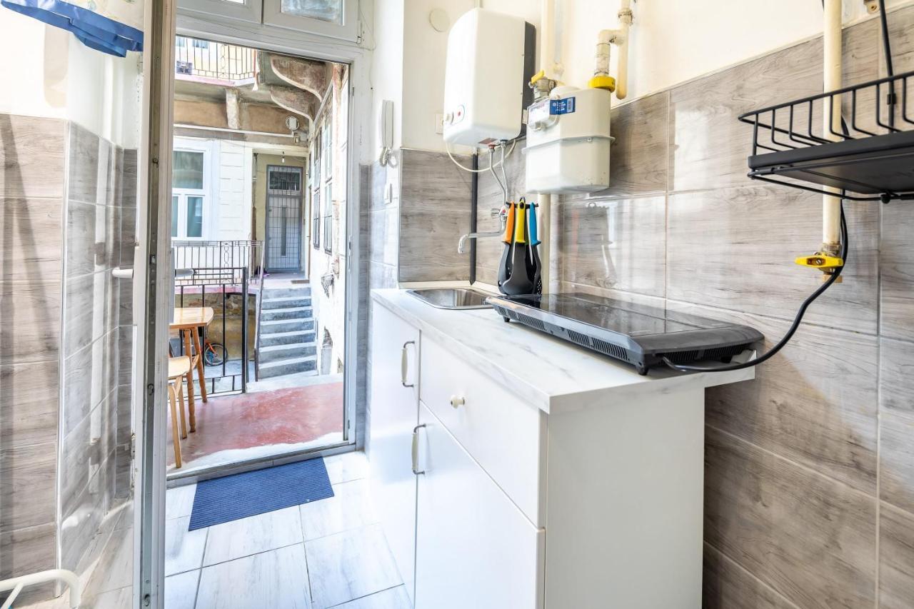 Simple And Central A C Home Budapest Exterior foto